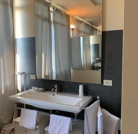 标准间, G&d Hotel Deanna Golf