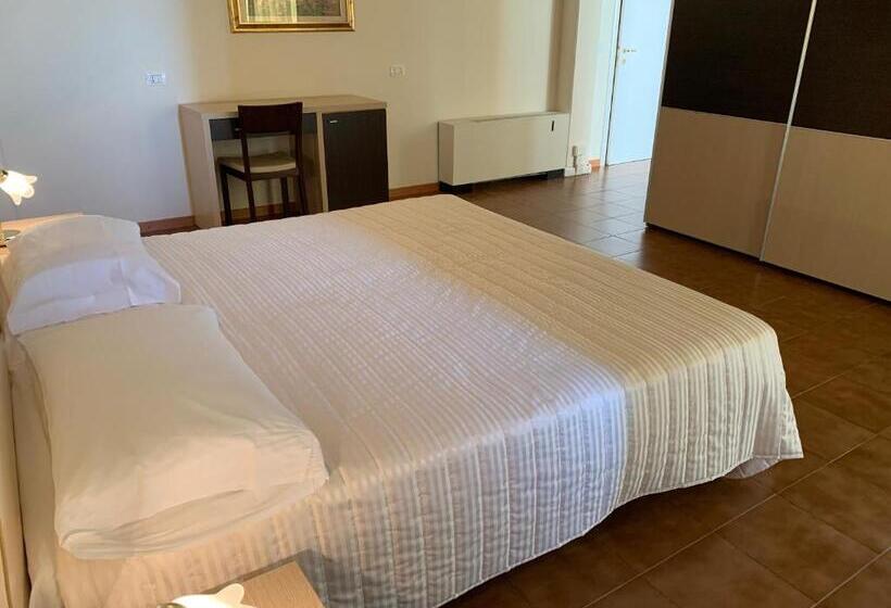 小型套房, G&d Hotel Deanna Golf