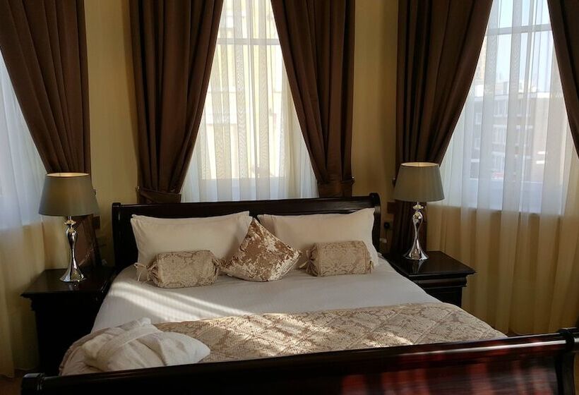 Номер Superior, The Lansbury Heritage A Sunday Hotel   Canary Wharf