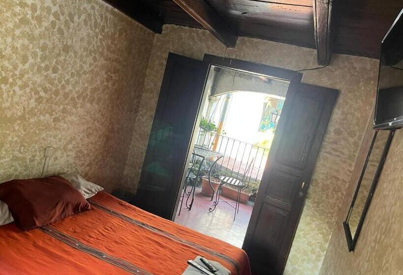 اتاق استاندارد با سرویس بهداشتی مشترک, Cristales De Antigua Hotel Cristal