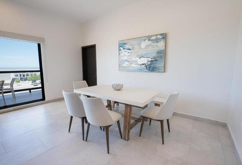 1 Bedroom Penthouse Apartment, Laguna Shores Resort