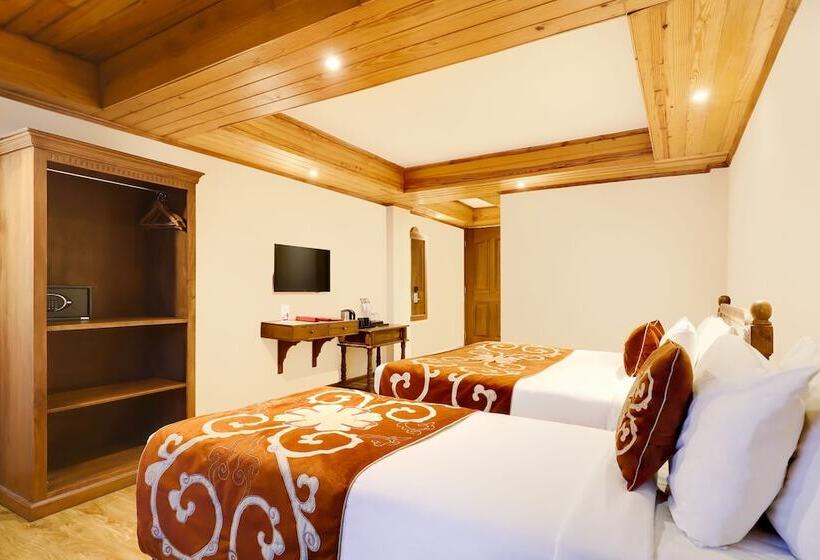 Трехместный Номер Премиум, Summit Hermon Hotel & Spa