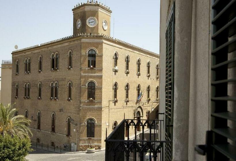 اتاق استاندارد با بالکن, Il Portico Dei Normanni