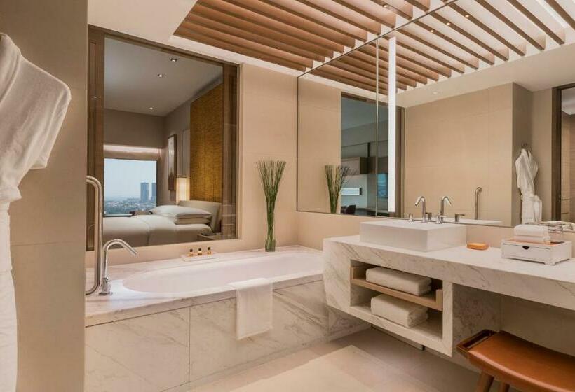 Büyük Çift Kişilik Yataklı Standart Oda, Hyatt Regency Xiamen Wuyuanwan