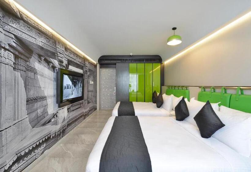 家庭间, Regenta Central Antarim Ahmedabad