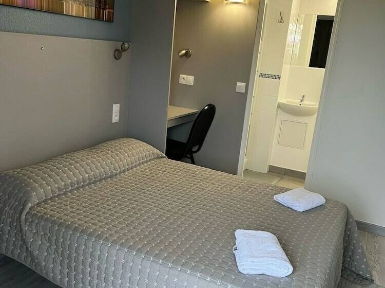 Номер Стандарт, Fasthotel Roissy   Saint Witz