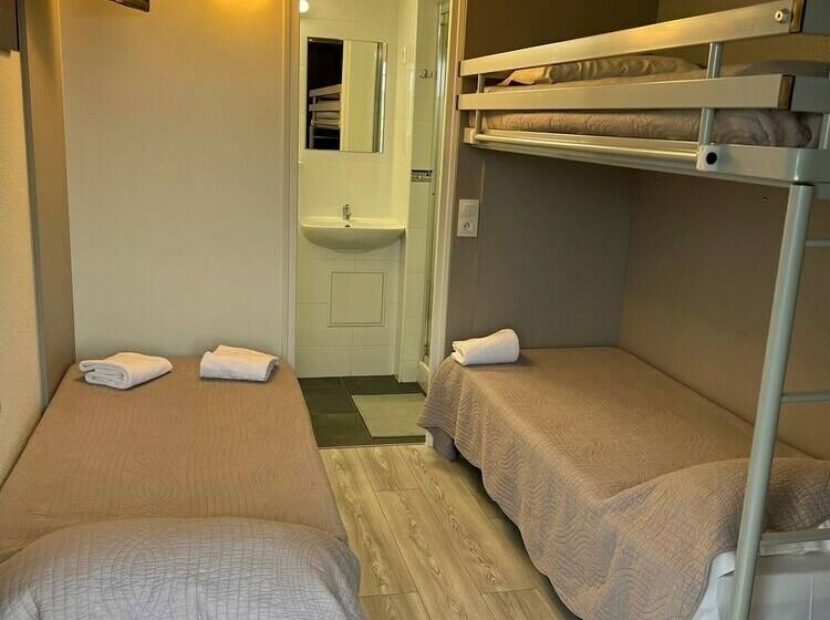Номер Стандарт Трехместный, Fasthotel Roissy   Saint Witz