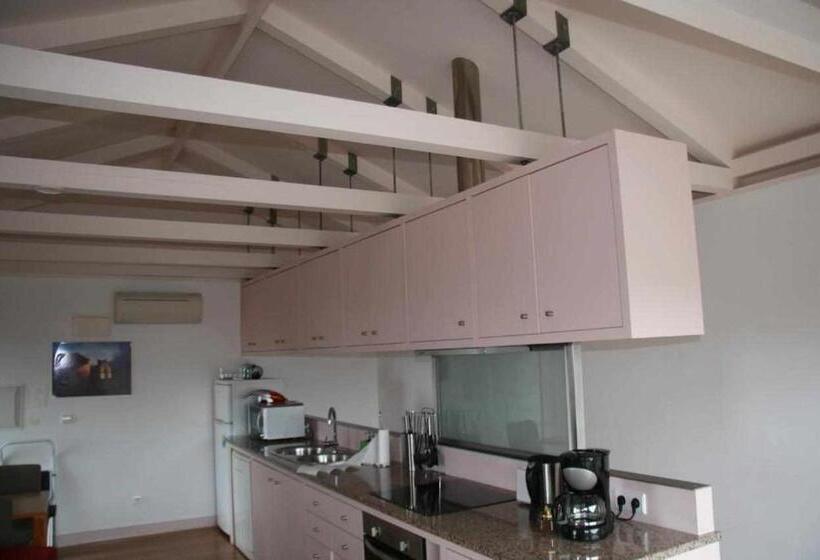 Дом 2 Спальни, A Casa Do Ouvidor