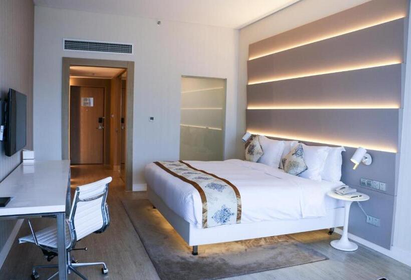 Номер Deluxe, Sanya Phoenix Airport