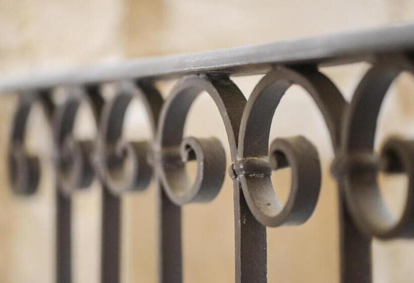 اتاق استاندارد با بالکن, Casa Lapira