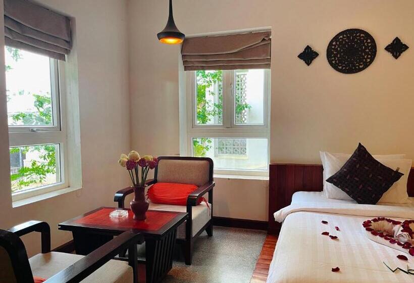 小室, Indra Angkor Residence