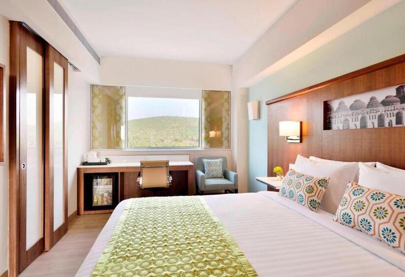 اتاق پرمیوم, Fairfield By Marriott Belagavi