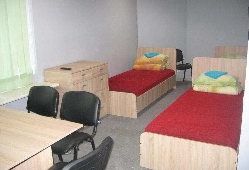 اتاق استاندارد چهار تخته, Hostelis Laurita