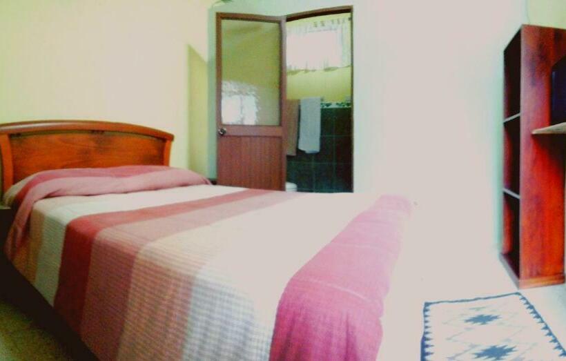 Номер Стандарт, Hostal Surf Olón