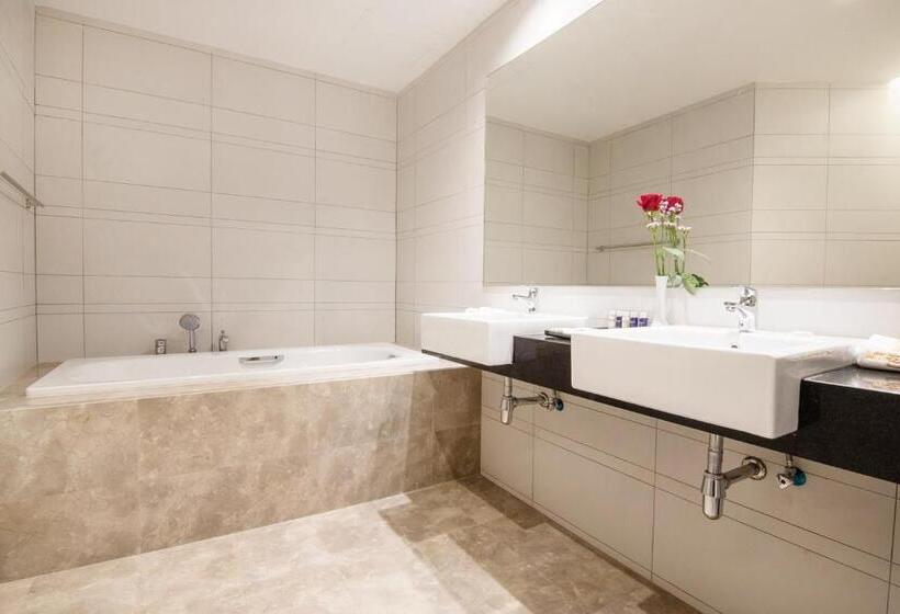 Family Suite, Mtree
