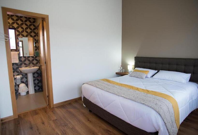 اتاق استاندارد, San Rocke House