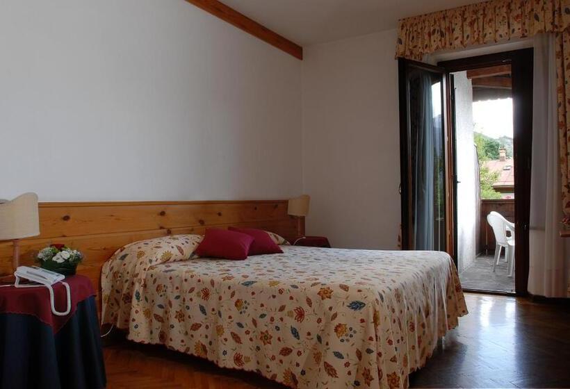 Четырехместный Номер Стандарт, Albergo Dolomiti