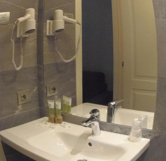 Номер Deluxe Одноместный, Albergo Dongo