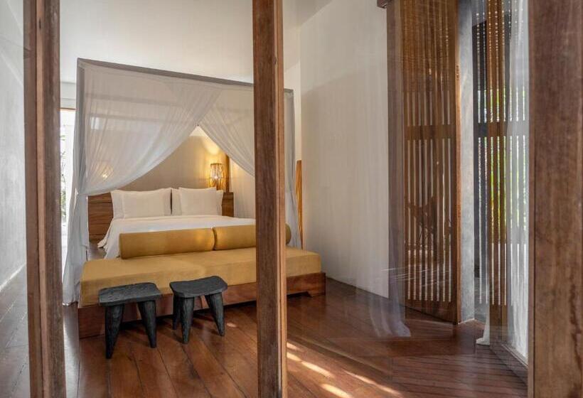 اتاق لوکس با چشم‌انداز باغ, Ka Bru Beach Boutique