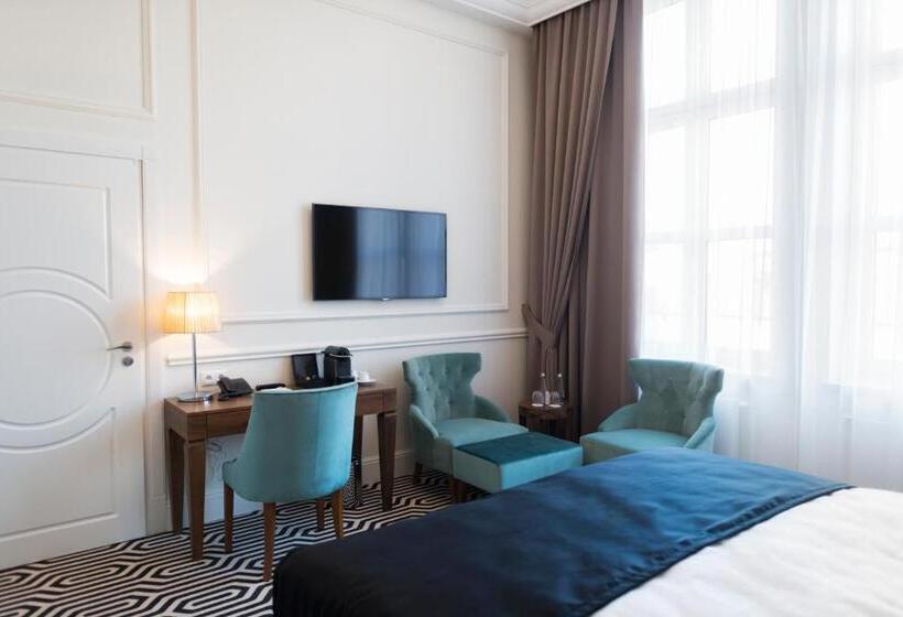 غرفة برستيج, Royal & Spa