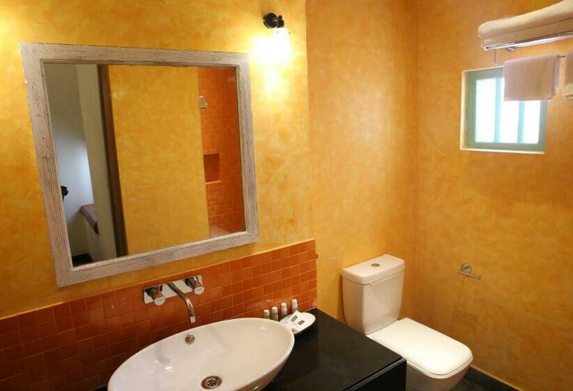 Номер Executive, Lar Amorosa   Portuguese Stay In Goa