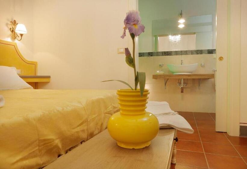 Номер Стандарт, Palazzo Mari Suite & Rooms B&b