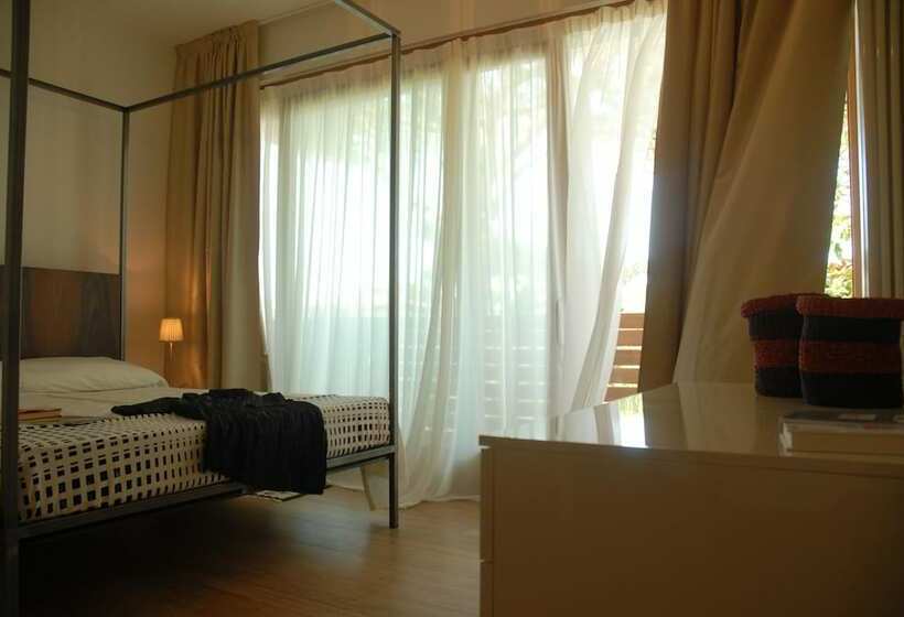 اتاق لوکس, La Casa Del Forte