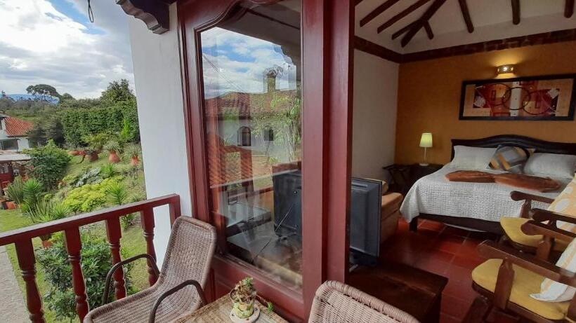 Номер Стандарт с Балконом, Casa Hotel San Pedro