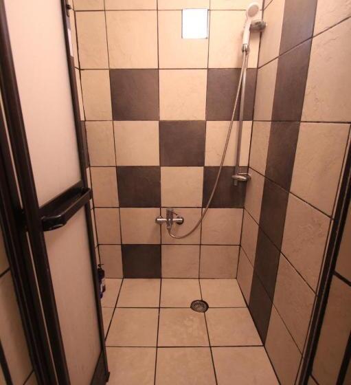 Кровать в Общей Комнате, Taketomijima Guesthouse And Je Taime