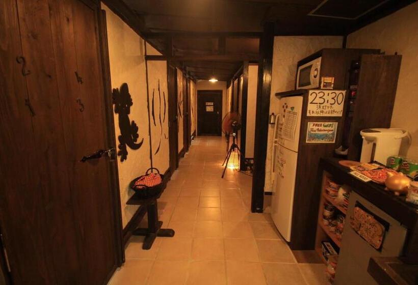 Номер Economy, Taketomijima Guesthouse And Je Taime
