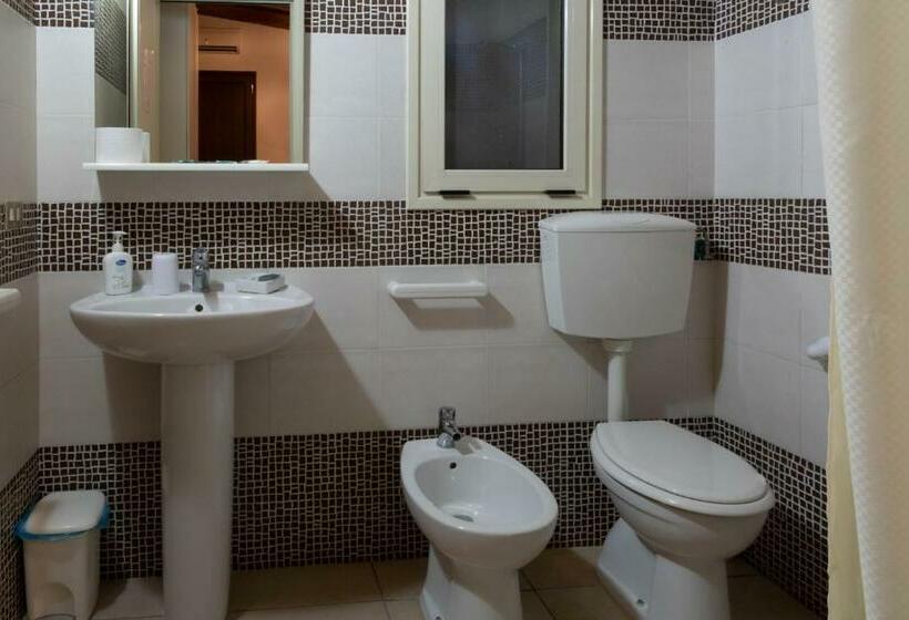 Номер Стандарт, B&b La Gazza Ladra