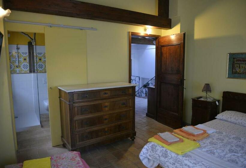 Номер Стандарт, B&b Punto Magico