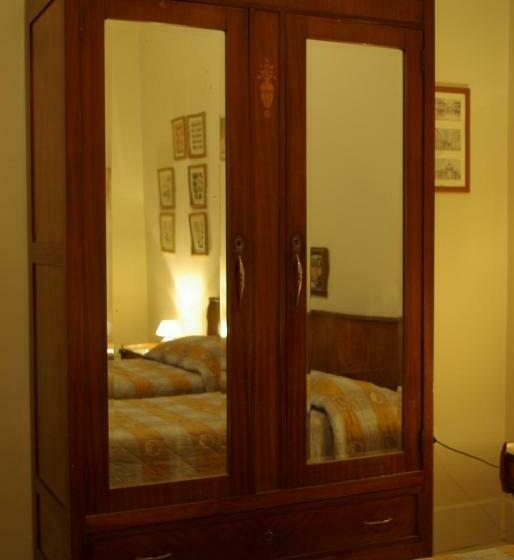اتاق استاندارد, Aci E Galatea