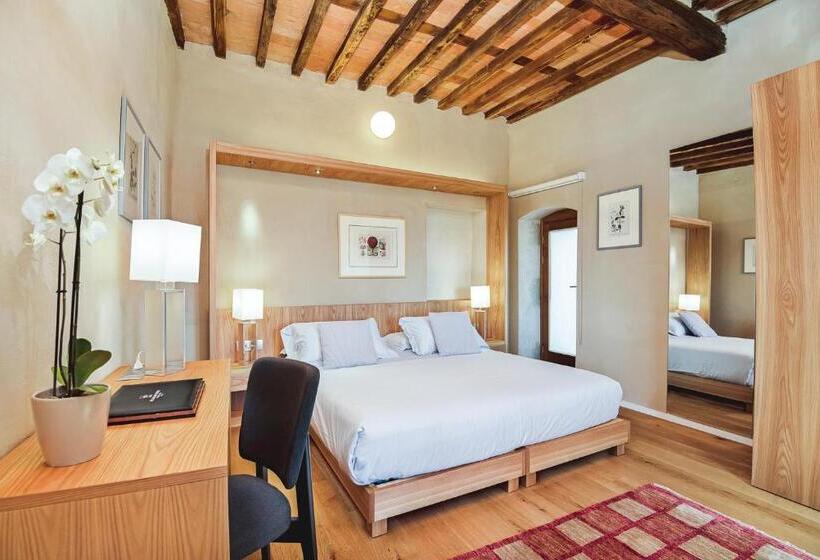 سوئیت جونیور با تراس, Relais Montepepe Winery & Spa