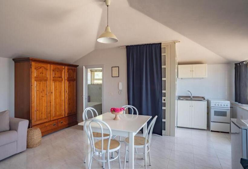 إستوديو قياسى مطل على البحر, Driùs Edodè   B&b Affittacamere