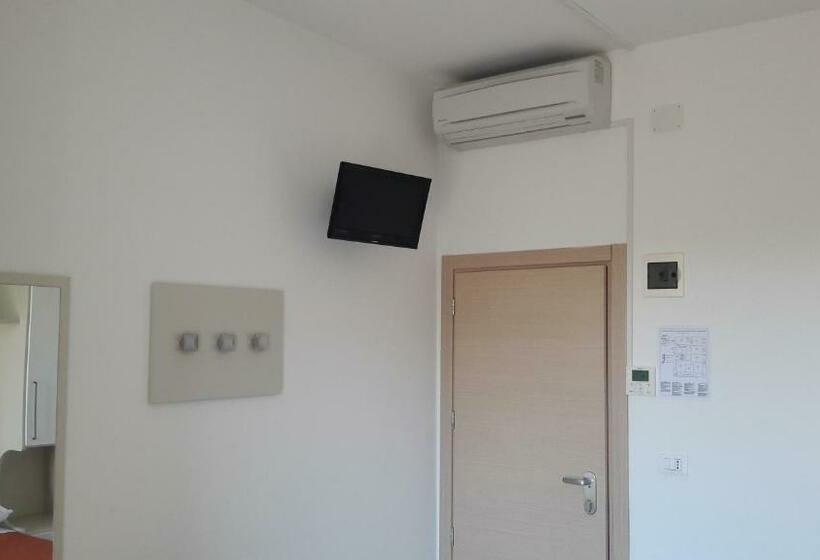 Номер Стандарт, B&b   Meuble    Hotel  Cordiale