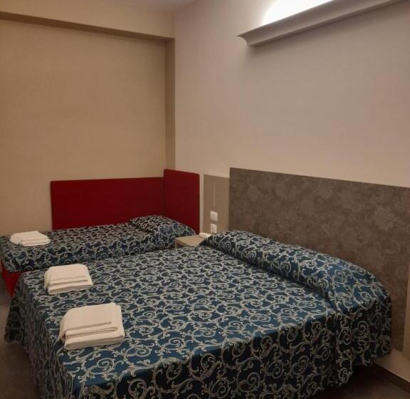 3 Bett Superior Zimmer, 2000