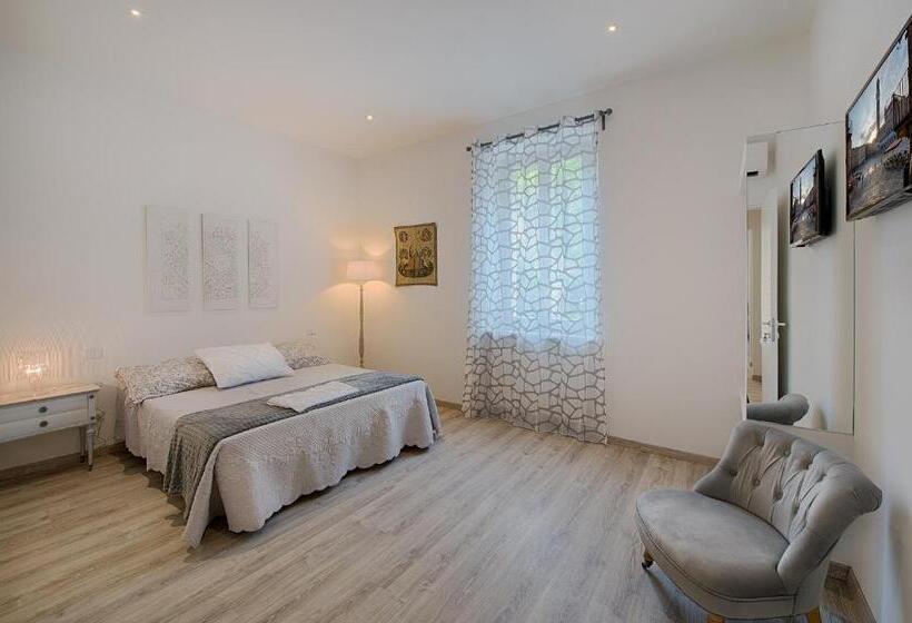 اتاق لوکس, Siena Vip B&b