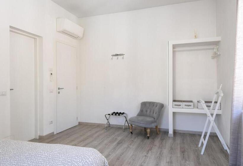 سوییت جونیور لوکس, Siena Vip B&b
