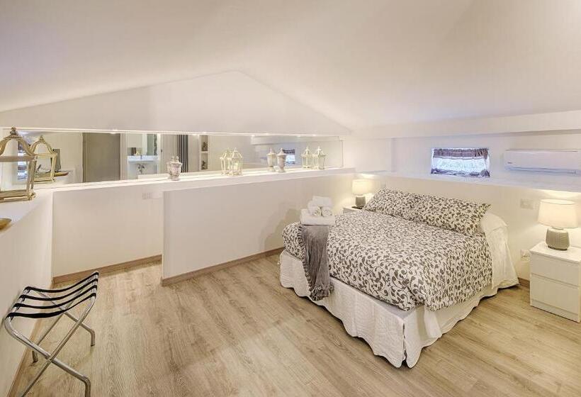 آپارتمان 2 خوابه, Siena Vip B&b