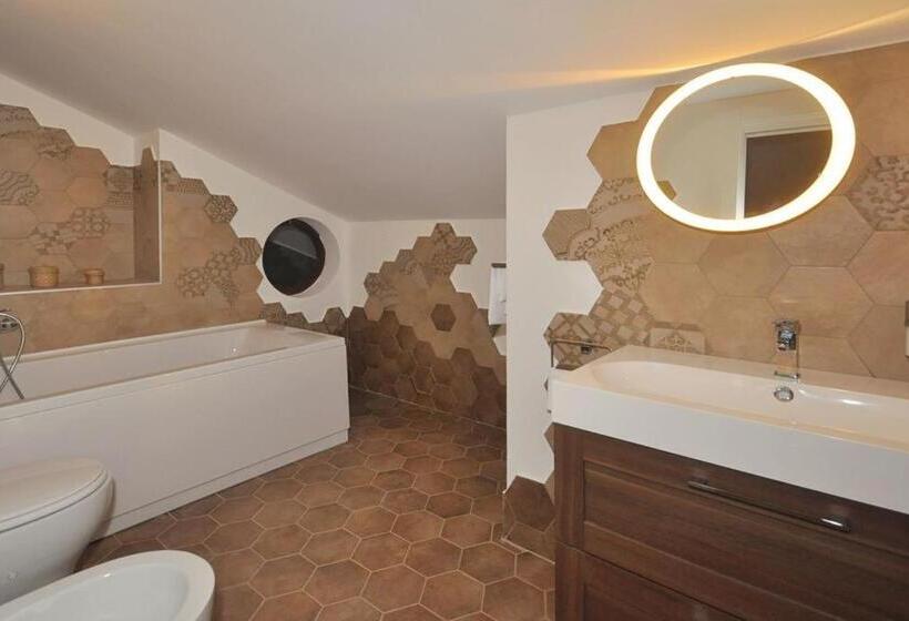 اتاق استاندارد چهار تخته, Villapiana Country House