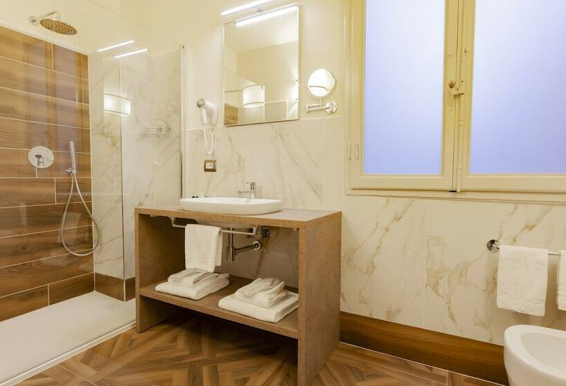 اتاق استاندارد, Palazzo Martellini Residenza D'epoca