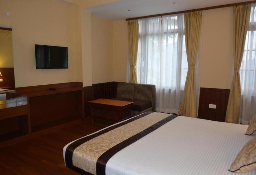 豪华房间, Juniper Residency