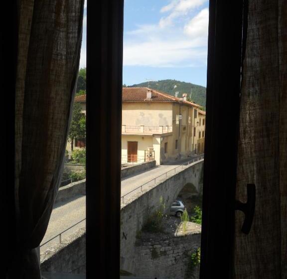 스탠다드 싱글 룸, Albergo Del Ponte