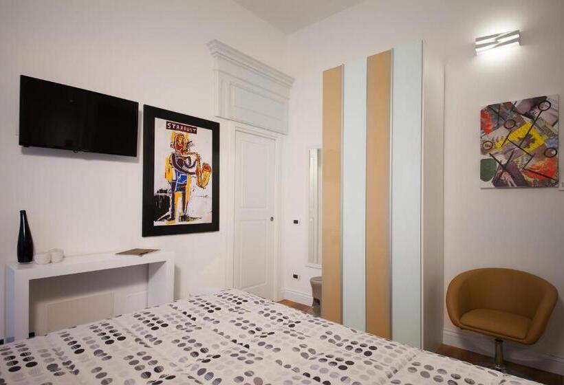 اتاق لوکس با چشم‌انداز, Ferrari Suite