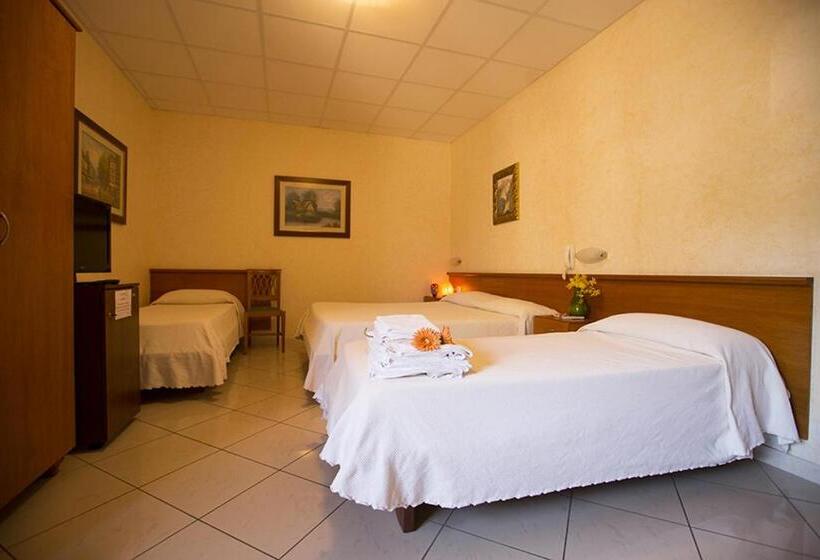 标准三人间, Albergo La Principessa