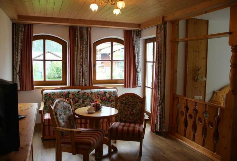 バルコニー付きスタンダードルーム, Panorama Hotel Winklerhof