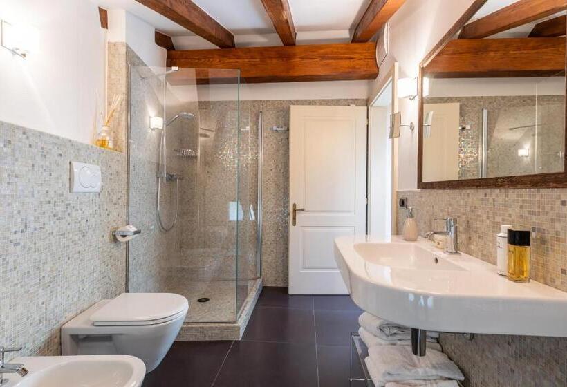 اتاق استاندارد, Villa Sizzo Relais B&b