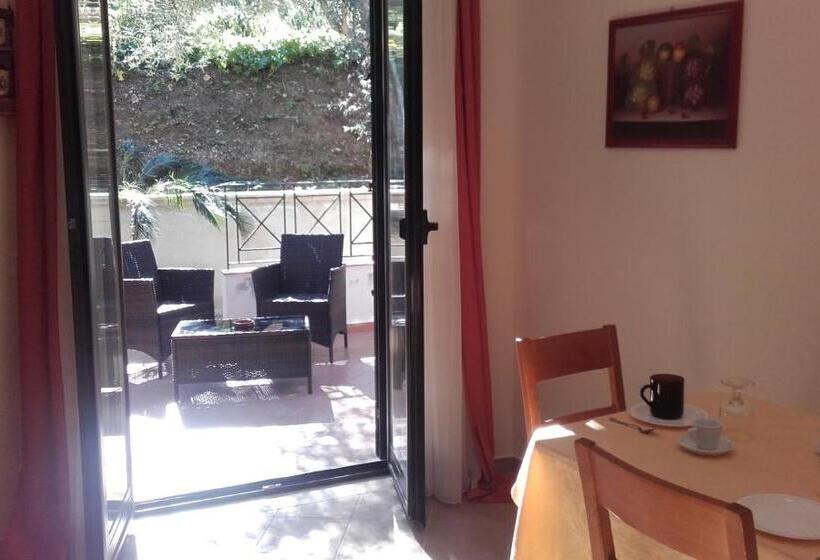 آپارتمان 1 خوابه با تراس, B&b Il Giardino Di Zefiro