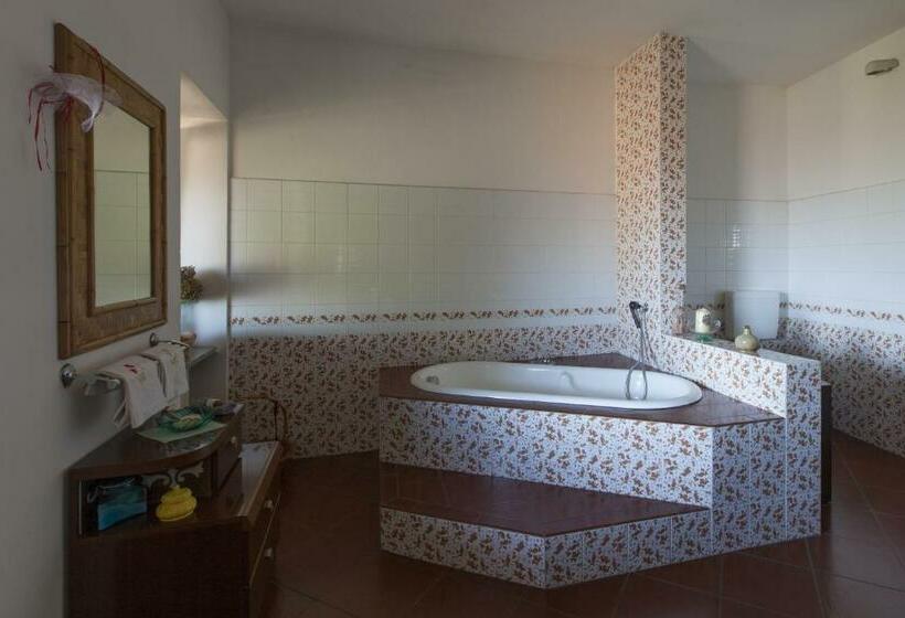 آپارتمان 2 خوابه با تراس, B&b La Rampichina